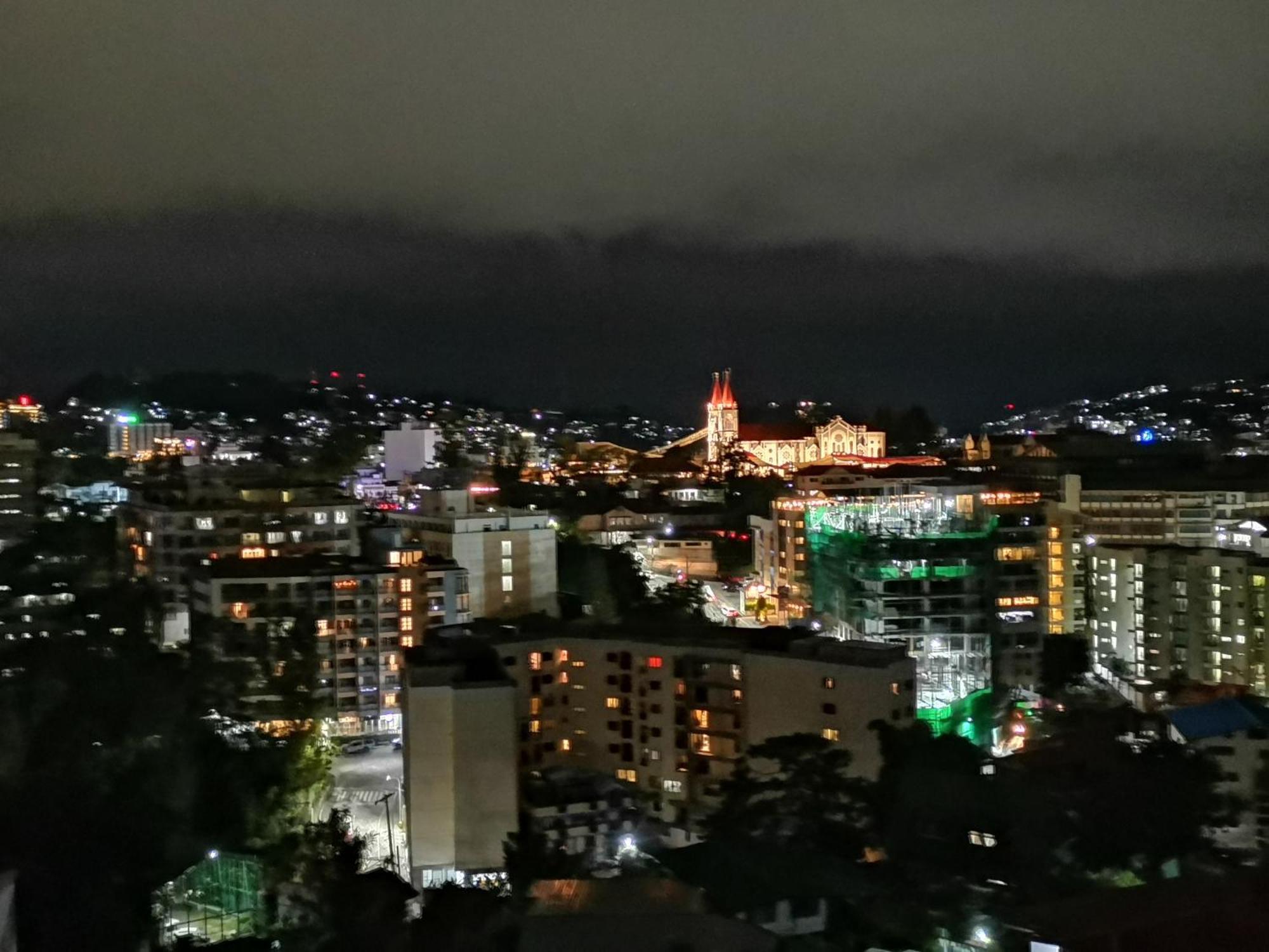 Cozy Pine Suites Baguio City Екстер'єр фото