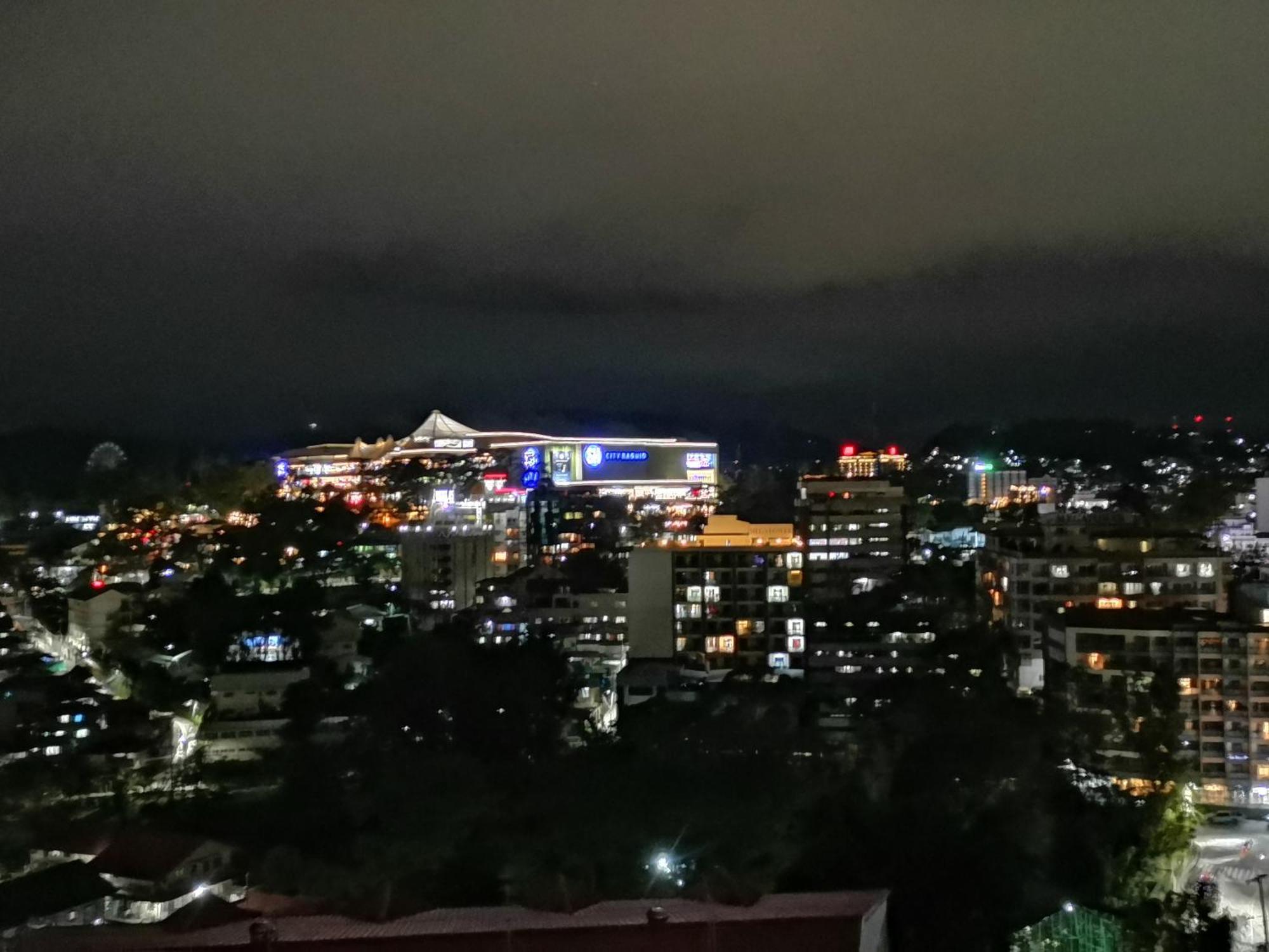 Cozy Pine Suites Baguio City Екстер'єр фото