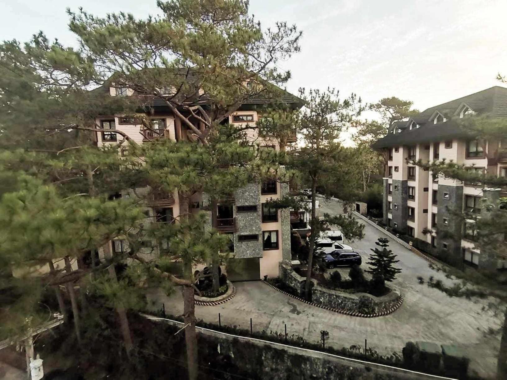 Cozy Pine Suites Baguio City Екстер'єр фото