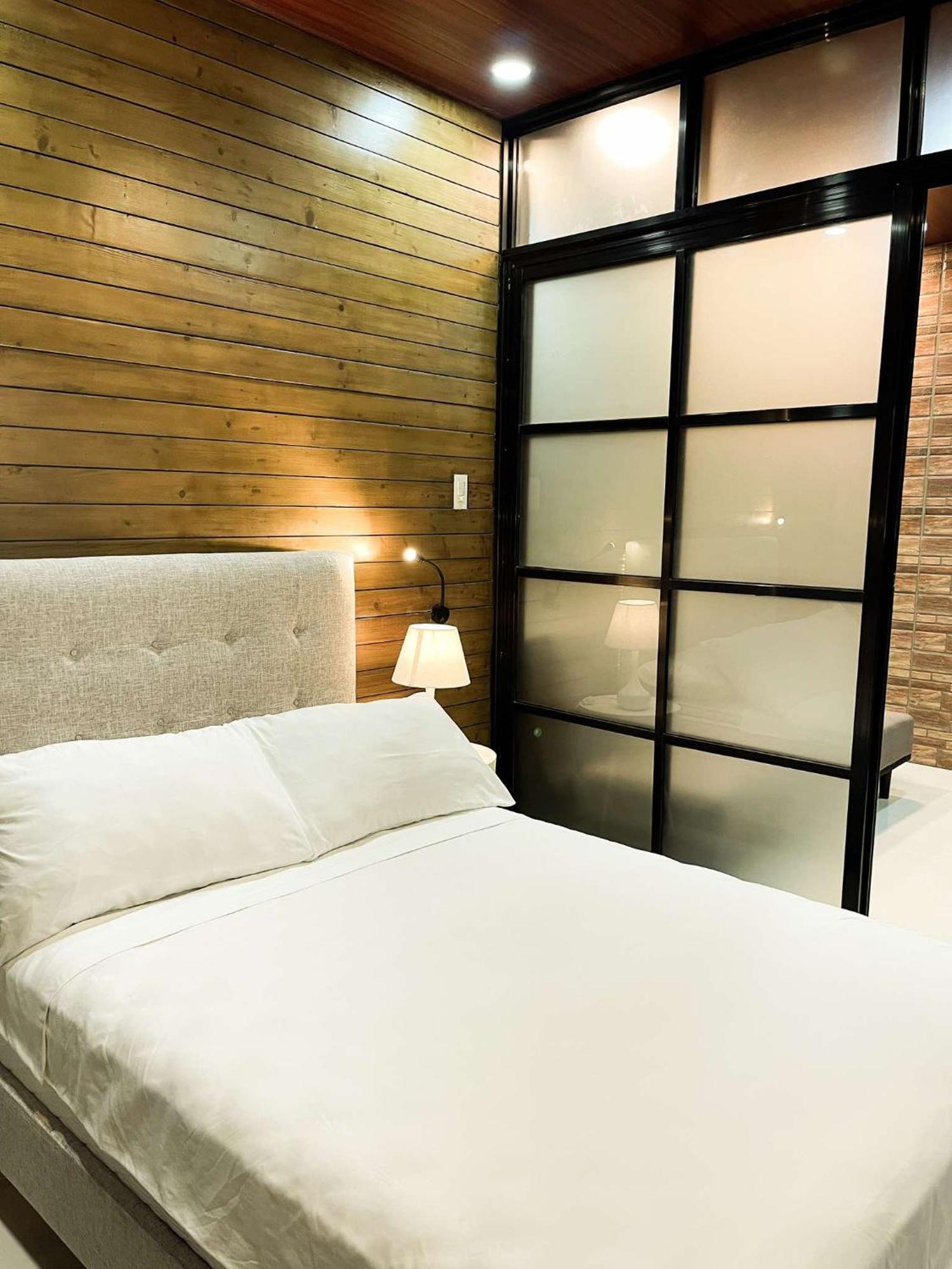 Cozy Pine Suites Baguio City Екстер'єр фото