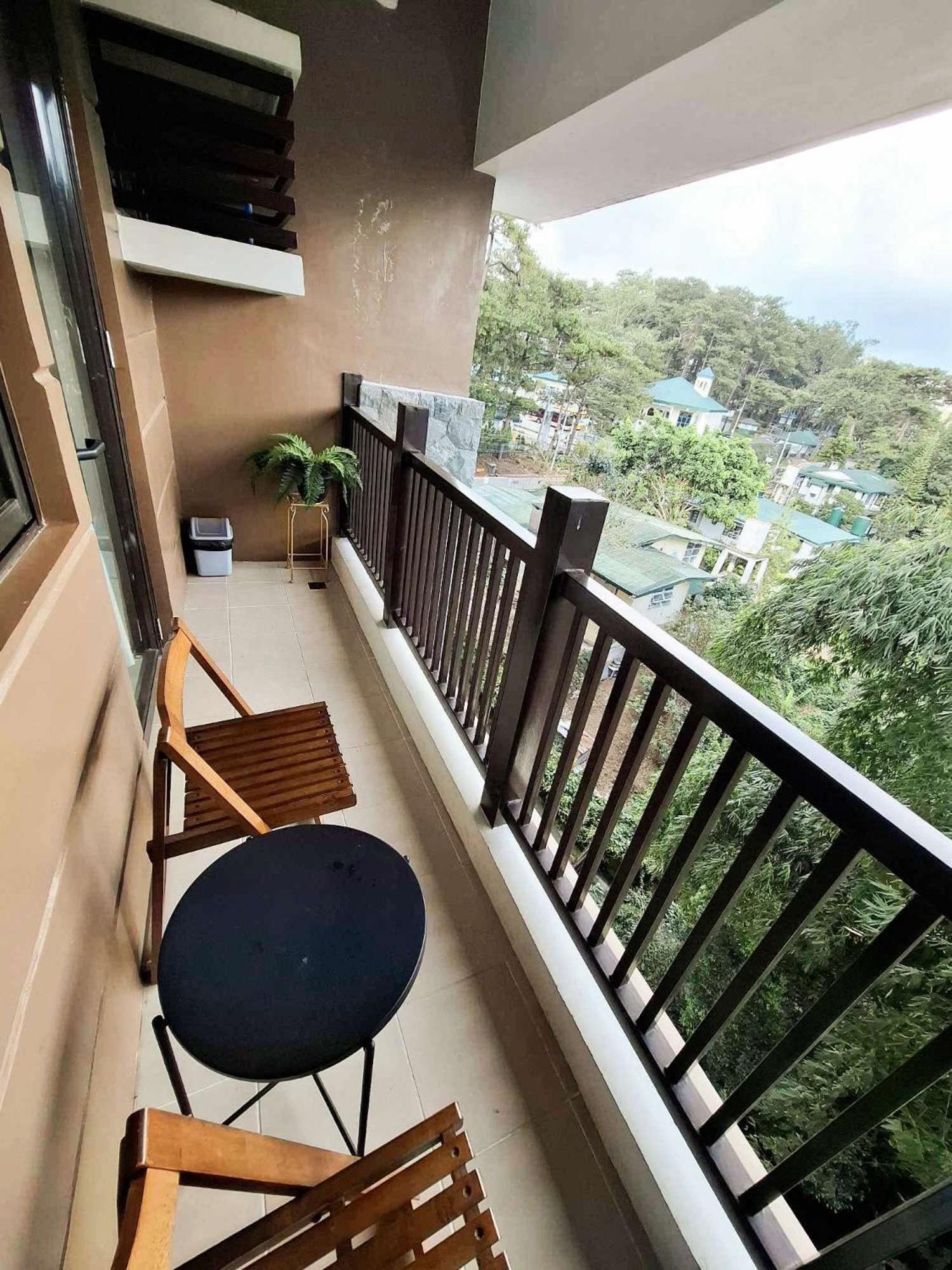 Cozy Pine Suites Baguio City Екстер'єр фото